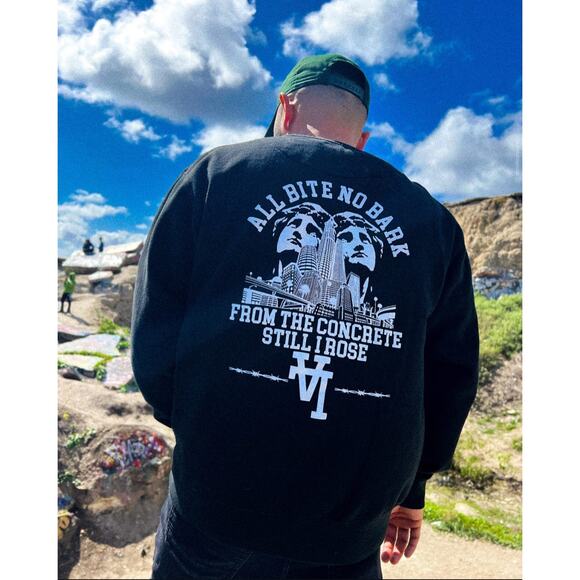 Men's All Bite No Bark Clothing Co. Black Crewneck Sweatshirt - Large - Picture 1 of 4